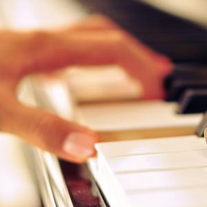 无尽 得到 挤奶 巨乳 动漫
